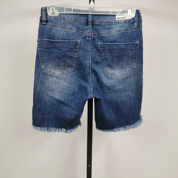 Dollhouse Womens Bermuda Raw Edge Hem Shorts  Size 28 - Picture 2 of 4